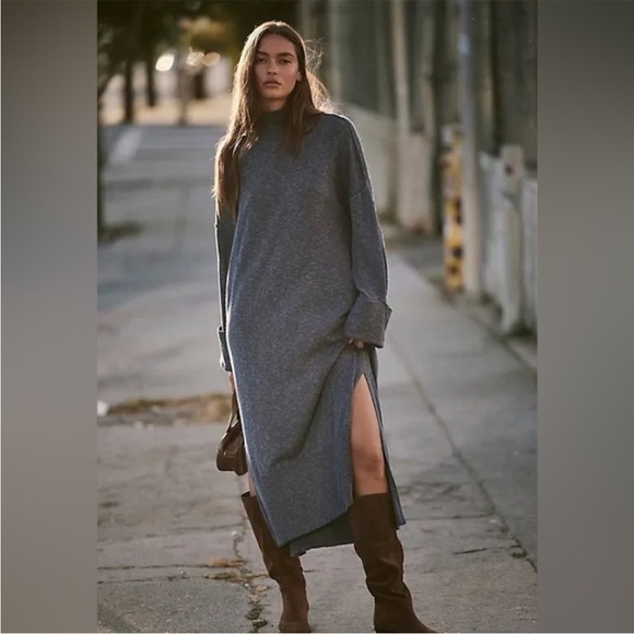 Free People Dresses & Skirts - FP Cozy Blue / Grey Midi Dress with Side Slit - Large